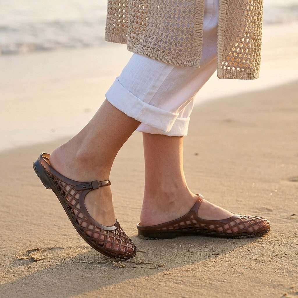 Clear Jelly Slide Sandals for Women Slip On Closed Round Toe Mesh Hollow Flat Mary Jane Mules Beach Jellies Comfortable Buckle Strap Slippers Shoes