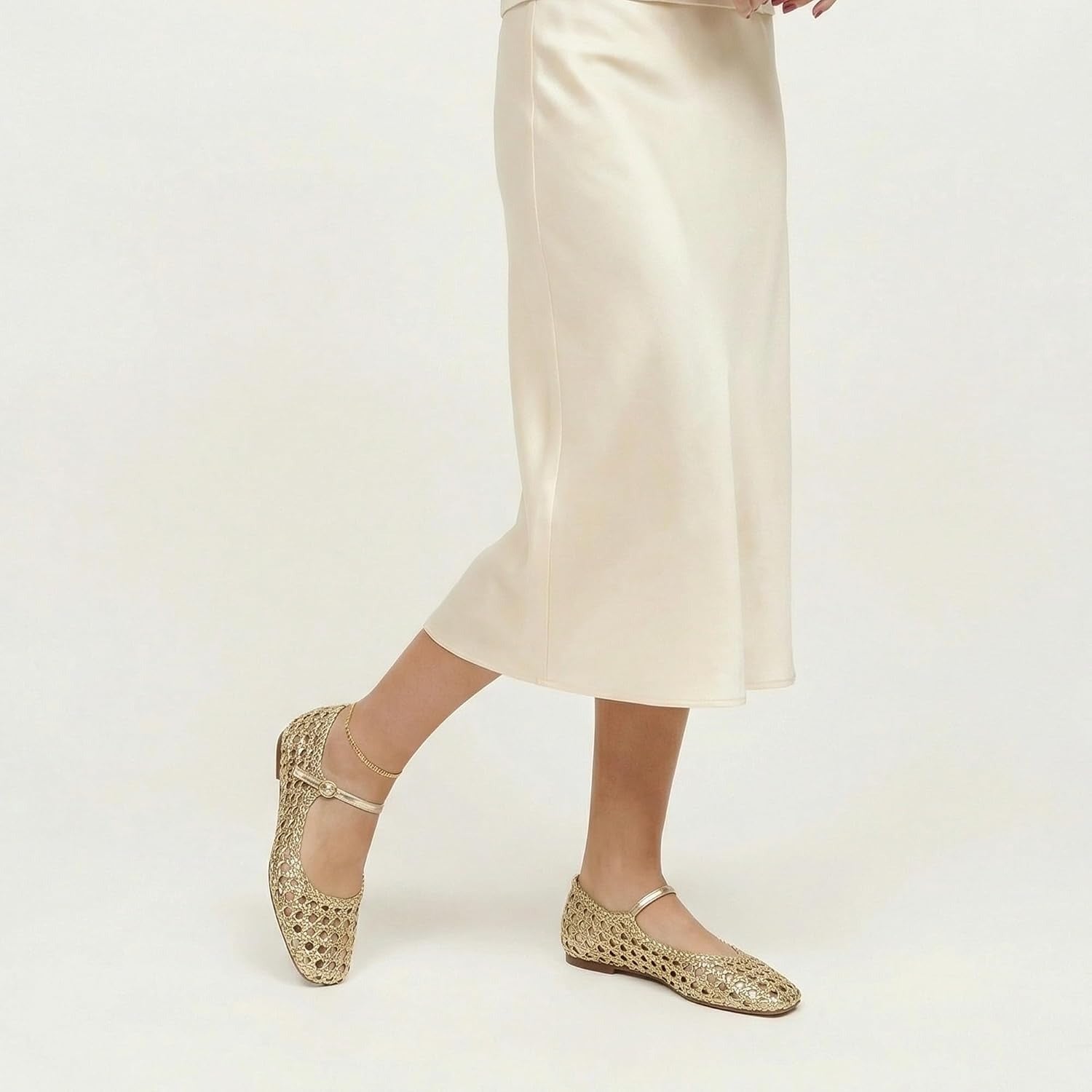 Woven Mesh Ballet Flats with Buckle Strap